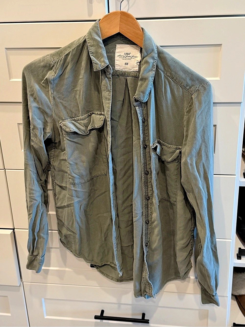 H&M Casual Button Down Shirt in Green